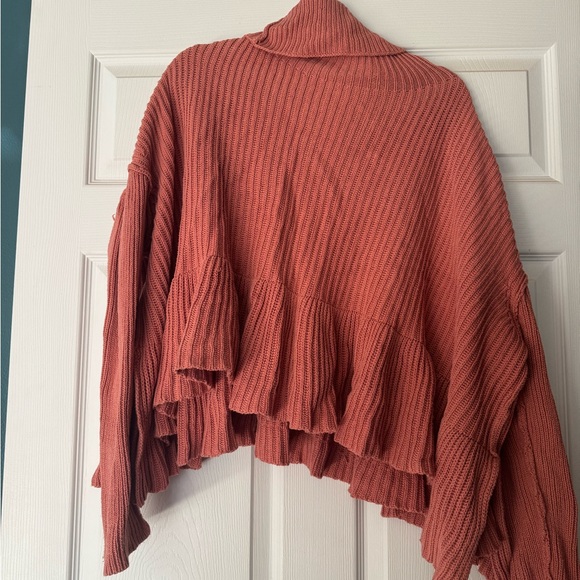 Cute oversized FP sweater! - Picture 2 of 5
